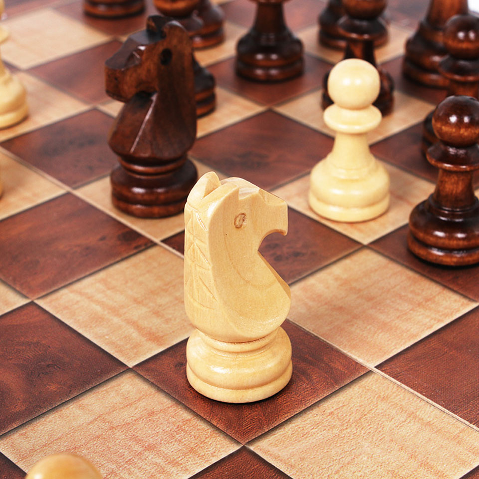 Jeu de voyage 3-en-1 en bois : - Magnetic Travel Chess avis et prix